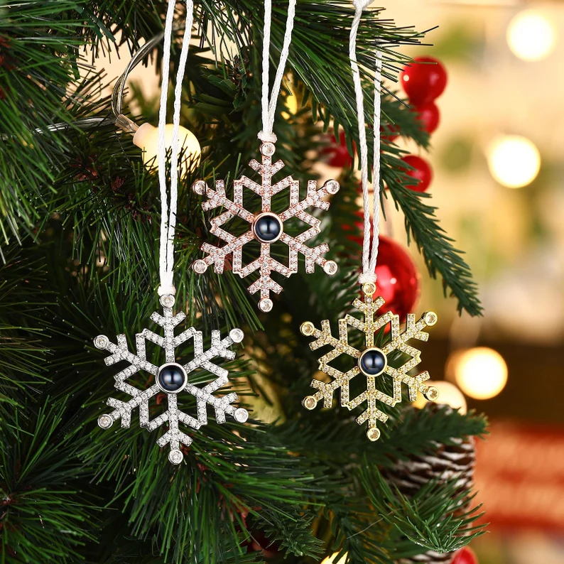 Pamolaco™ Snowflake Ornament